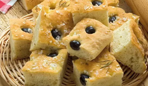 Focaccia with Olives and White Wine