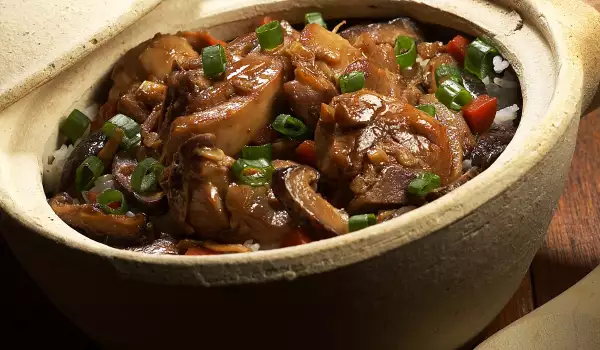 Oven Baked Clay Pot with Liver