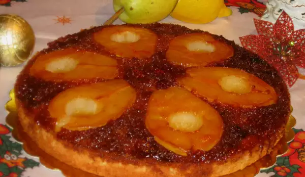 Caramel Cake with Pears