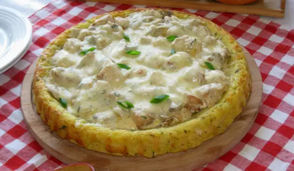 Potato Tartlet with Chicken, Mushrooms and Cheese Sauce