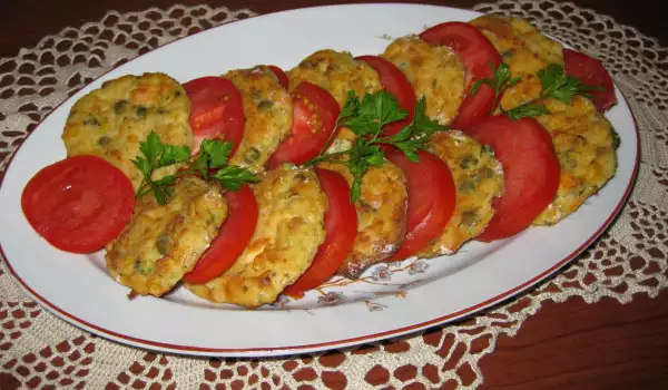 Potato Meatballs with Vegetables in the Oven