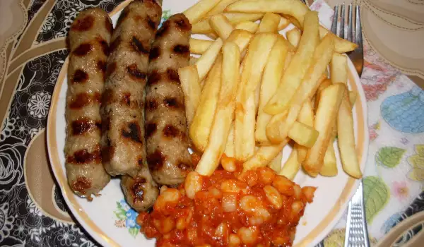 Kebabs with Potatoes and Beans with Chutney