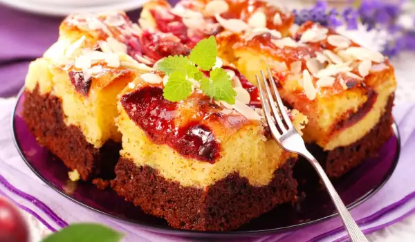 Cake with Biscuits and Jam