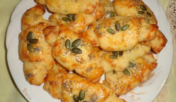 Scones with Potatoes and Cheese