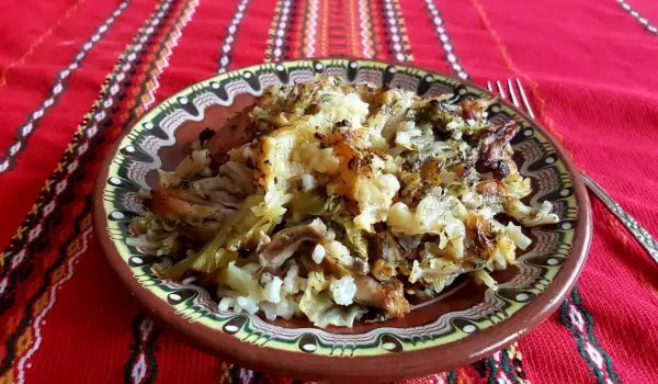 Sauerkraut Dish with Rice and Chicken