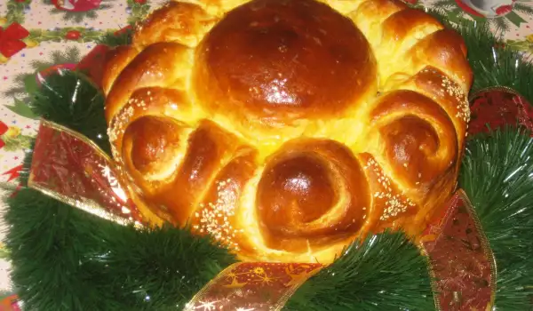 Christmas Round Loaf with Spirals
