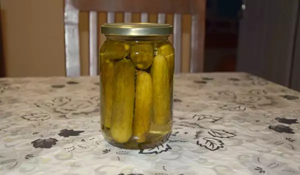 Pickles for the Winter Without Boiling