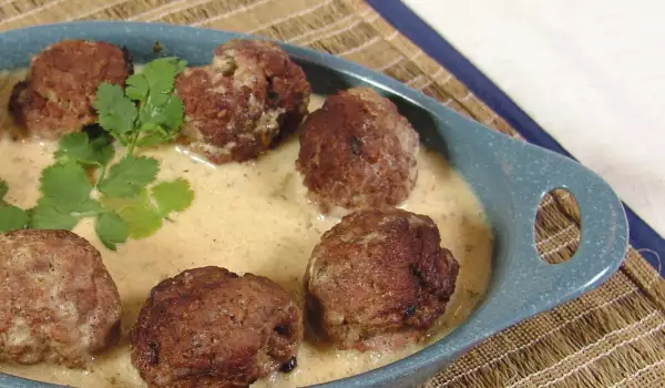 Turkish Meatballs in Sour Sauce