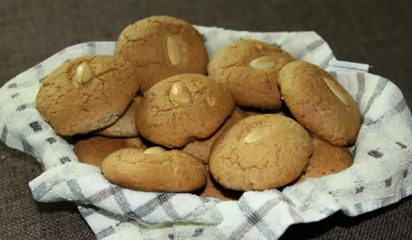 Easy Walnut Cookies