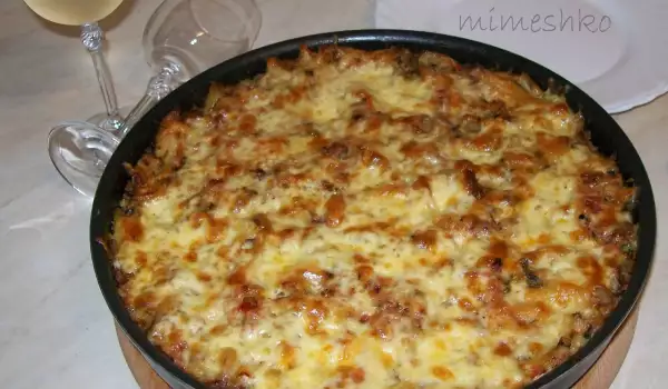 Baked Macaroni with Minced Meat and Mushrooms
