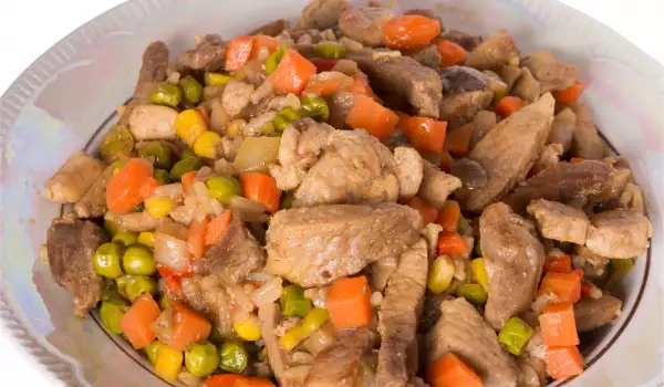 Pork with Carrots and Peas