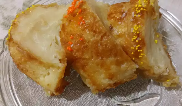 Milky Phyllo Pastry in a Cake Form