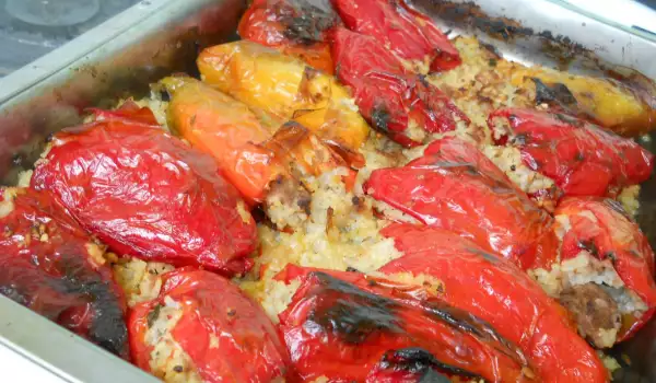 Appetizing Stuffed Peppers with Mince