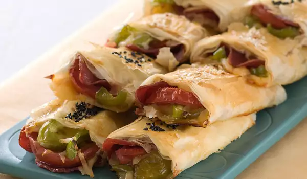 Stuffed Phyllo Pastries with Vegetables