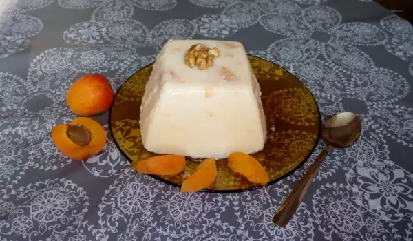 Yoghurt and Peach Parfait