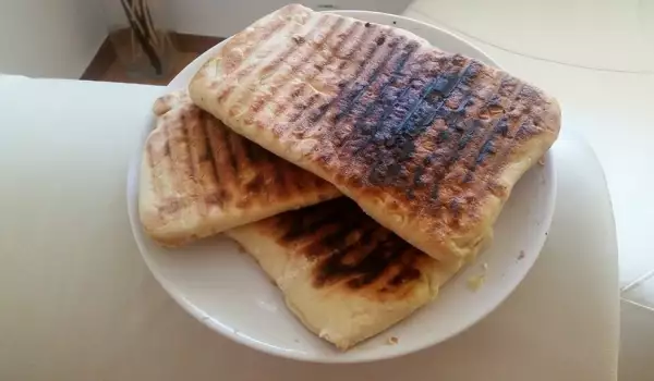 Juicy Flatbread on a Grill Pan
