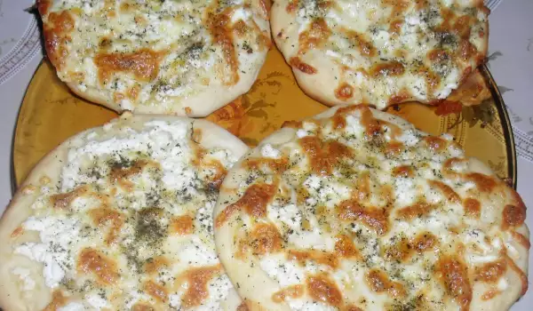 Flatbread with Feta Cheese, Cheese and Garlic