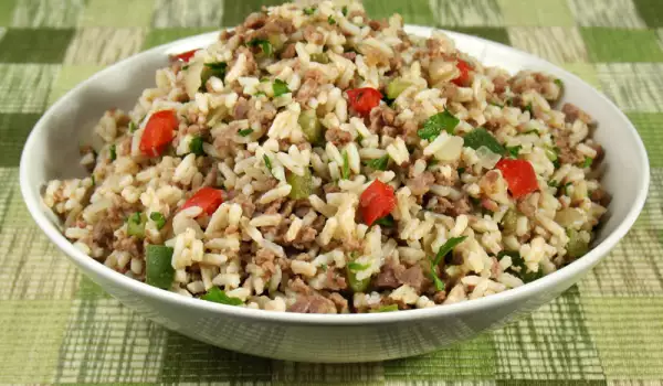 Rice with Minced Meat in a Pan