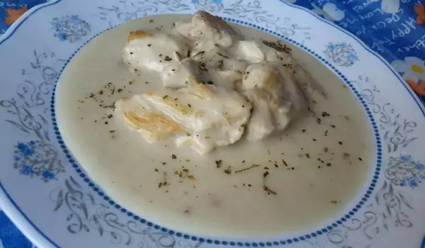 Chicken Fillet with Cream Sauce