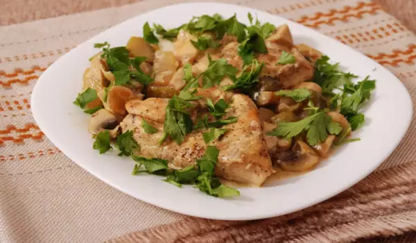 Stewed Chicken with Delicious Sauce