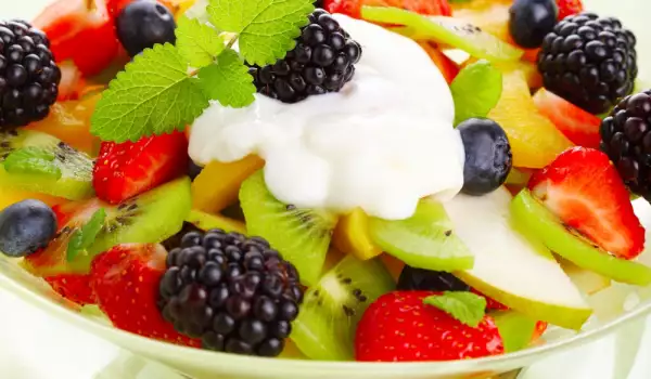 Fruit Salad with Strained Yoghurt