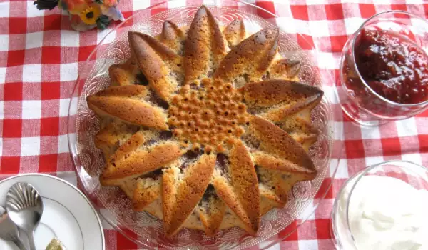 Low Fat Cake with Jam
