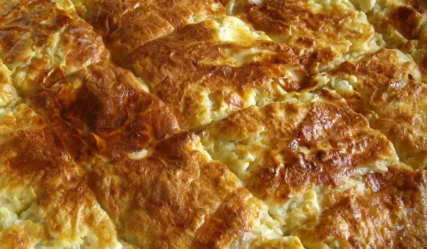 Phyllo Pastry Pie with Butter