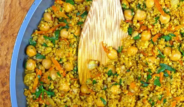 Quinoa with Chickpeas in the Oven