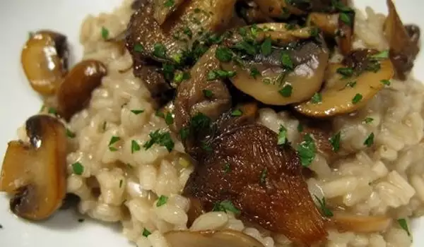 Risotto with Mushrooms and Meat