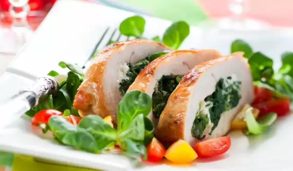 Chicken Rolls with Mushrooms and Spinach