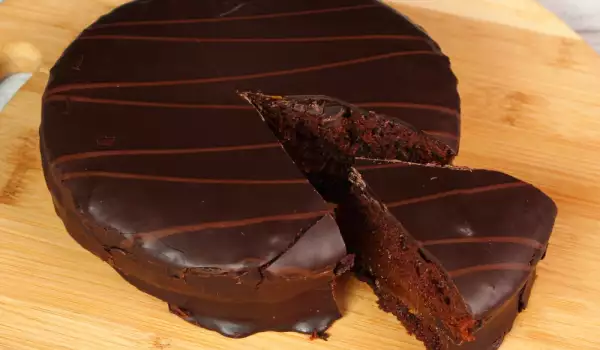 Viennese Cake with Chocolate