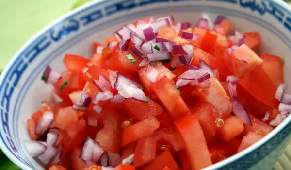 Spicy Red Salad