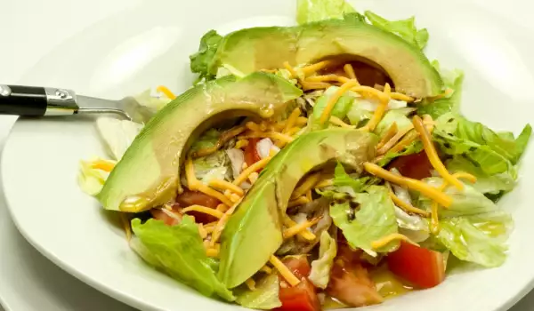 Salad with Avocado