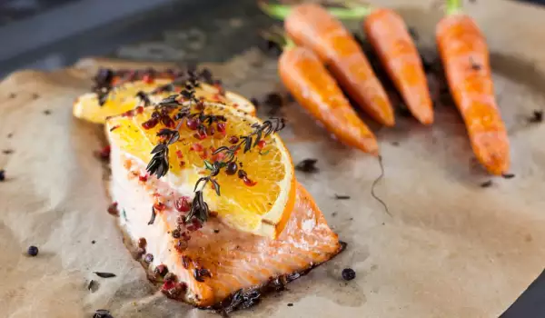 Baked Salmon with Oranges