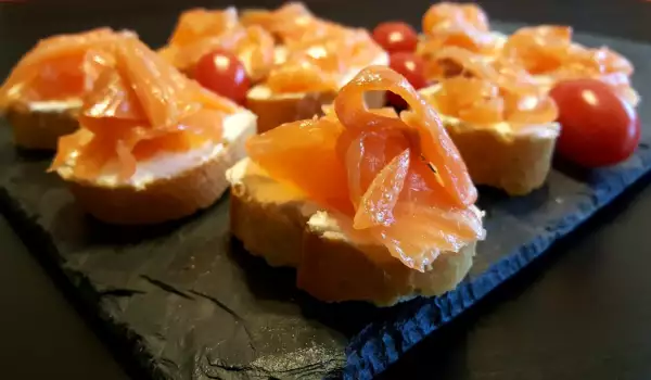 Sandwiches with Smoked Salmon