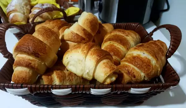 Rolls with Cheese