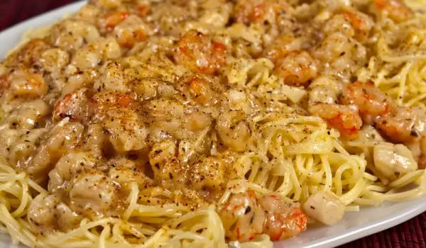 Spaghetti with Oranges and Shrimp
