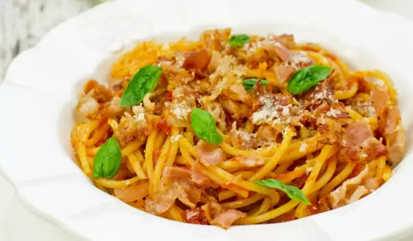 Spaghetti with Tomato-Cream Sauce