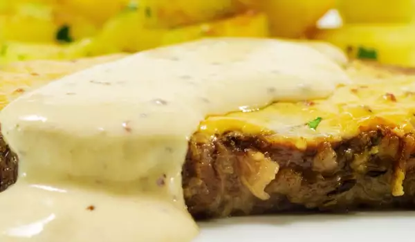 Oven-Baked Steaks with Smoked Cheese