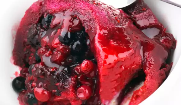 Summer Pudding with Fruits