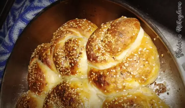 Sesame Bread with Butter, Feta Cheese and Samardala