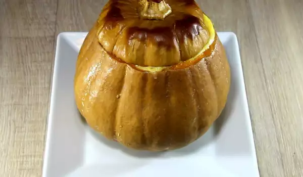Creme Caramel in a Pumpkin