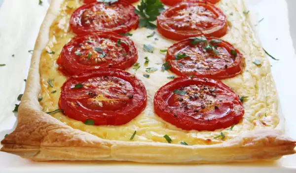 Puff Pastry Pizza with Sausages