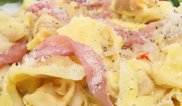 Tortellini with Ham
