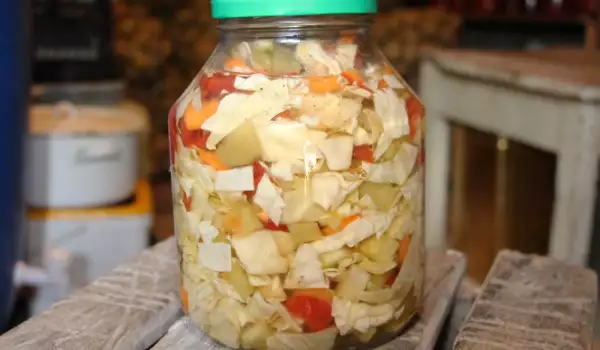 Mixed Pickles with Vinegar