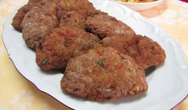 Turkish-Style Veal Meatballs