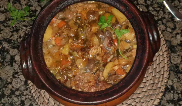 Rabbit with Vegetables in a Clay Pot