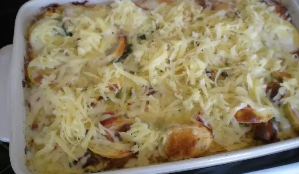 Baked Dish with Sausage and Cheese